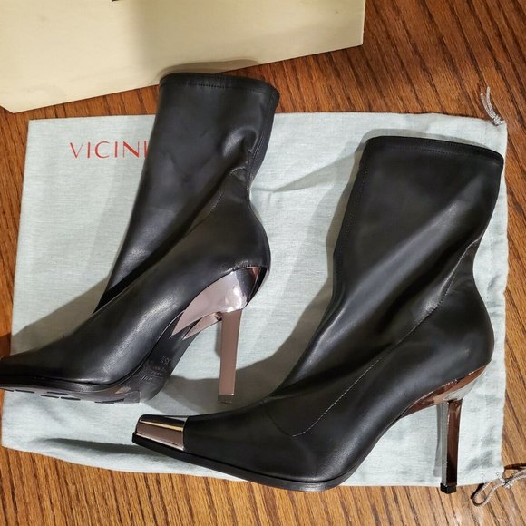 Vicini Stretch leather boots New in box! - Picture 5 of 8